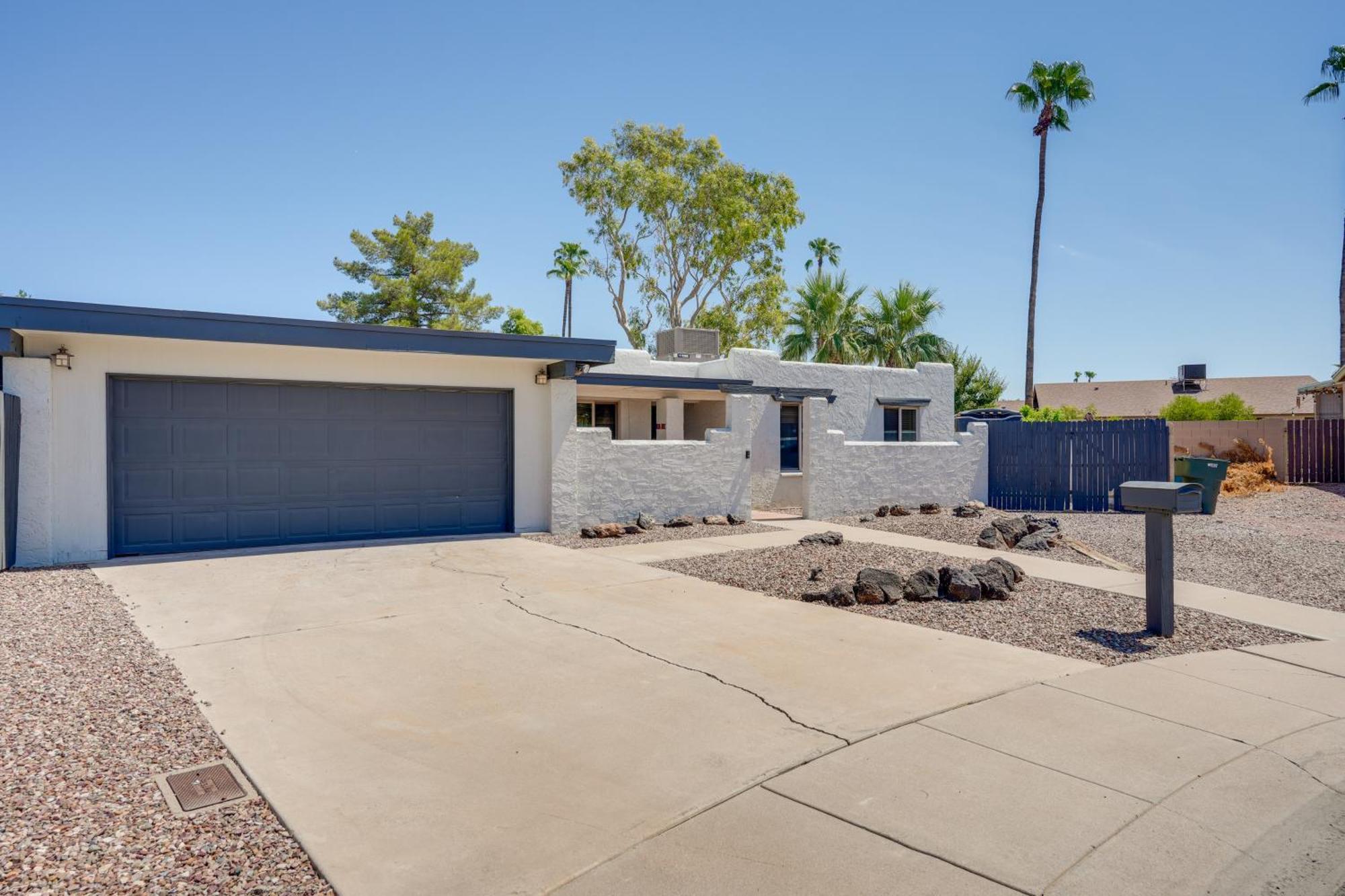 Phoenix Home With Pool About 10 Mi To Camelback Mtn Екстер'єр фото